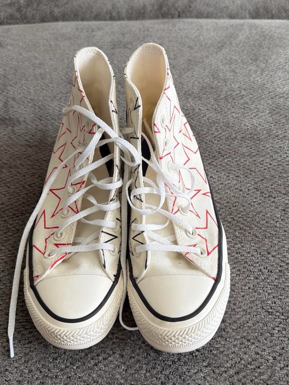 Billie Eilish Converse White High-Top Sneakers with Red and Black Star Prints